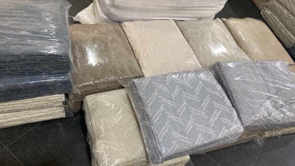 Ponponlu koltuk örtüsü toptan satış